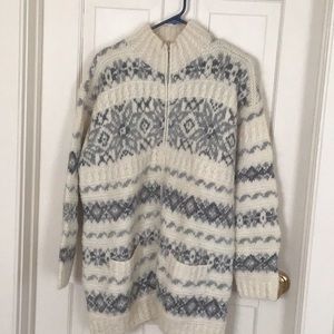 Zippered sweater jacket